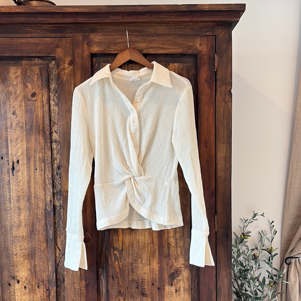 Elegant Cream Button-Up Women's Top